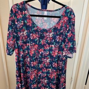 Lularoe Perfect Tee